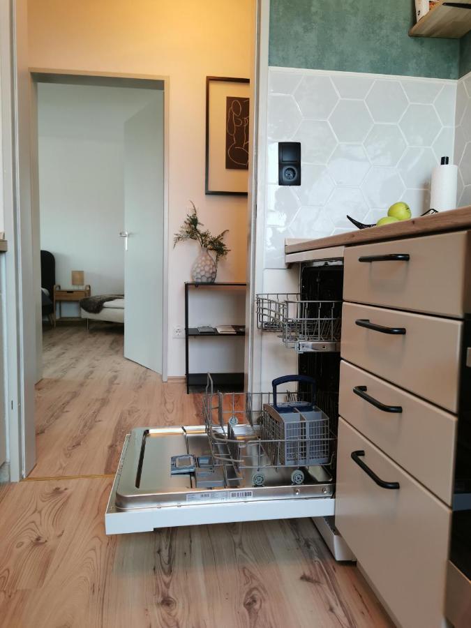 Up Wulkje21 Neu Renovierte Wohnung Mit Pkw Stellplatz إمدن المظهر الخارجي الصورة